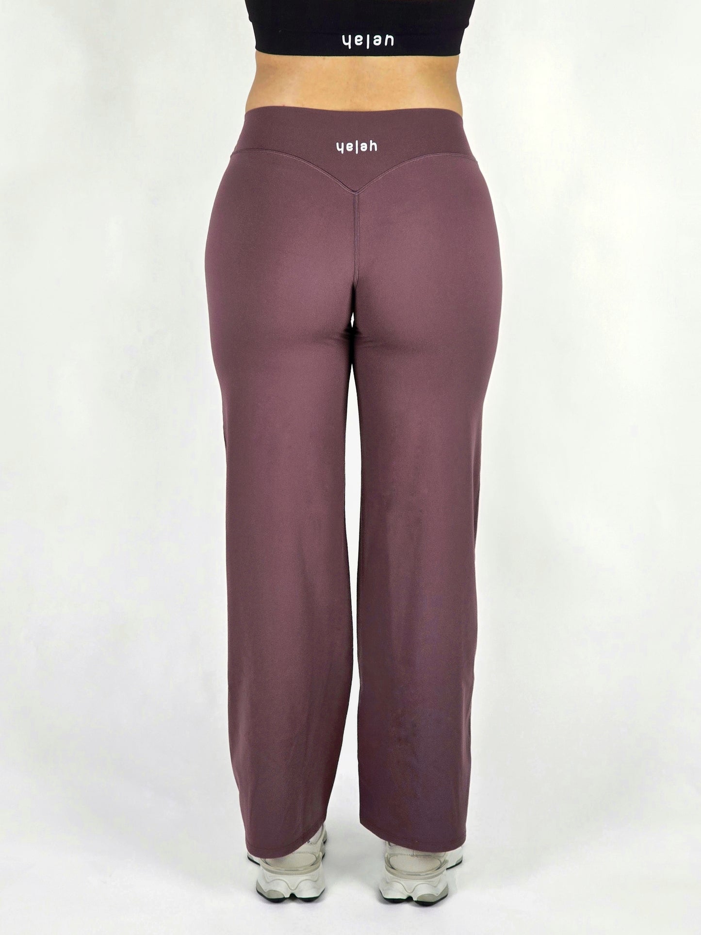 Straight Leg Leggings in Brown Stone
