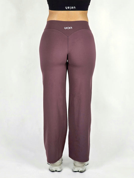 Straight Leg Leggings in Brown Stone